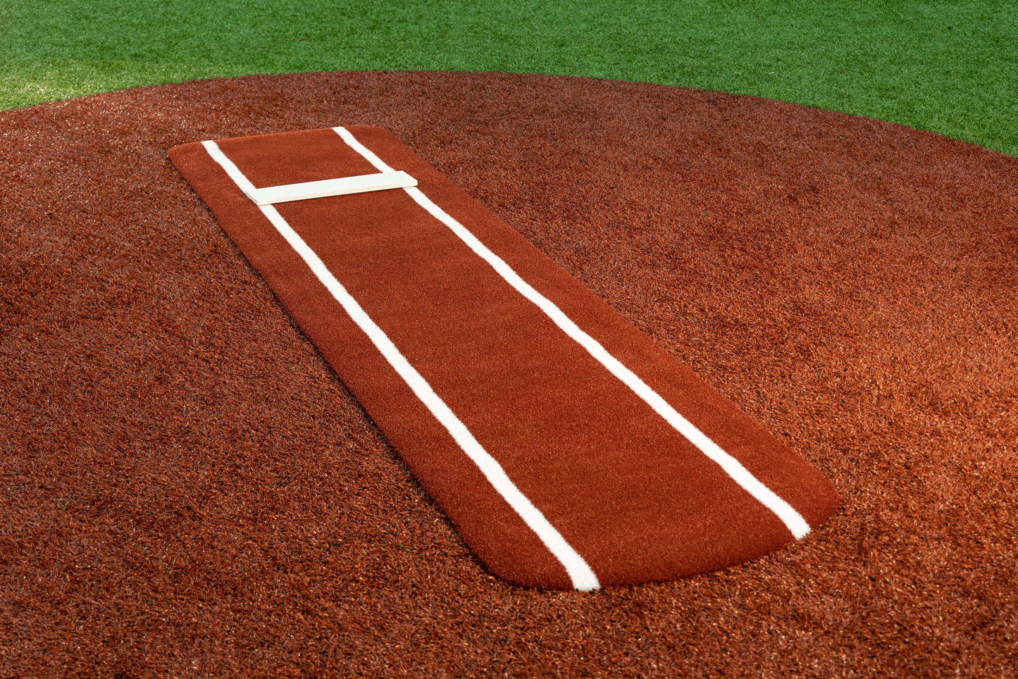 Signature Spiked Practice Mat
