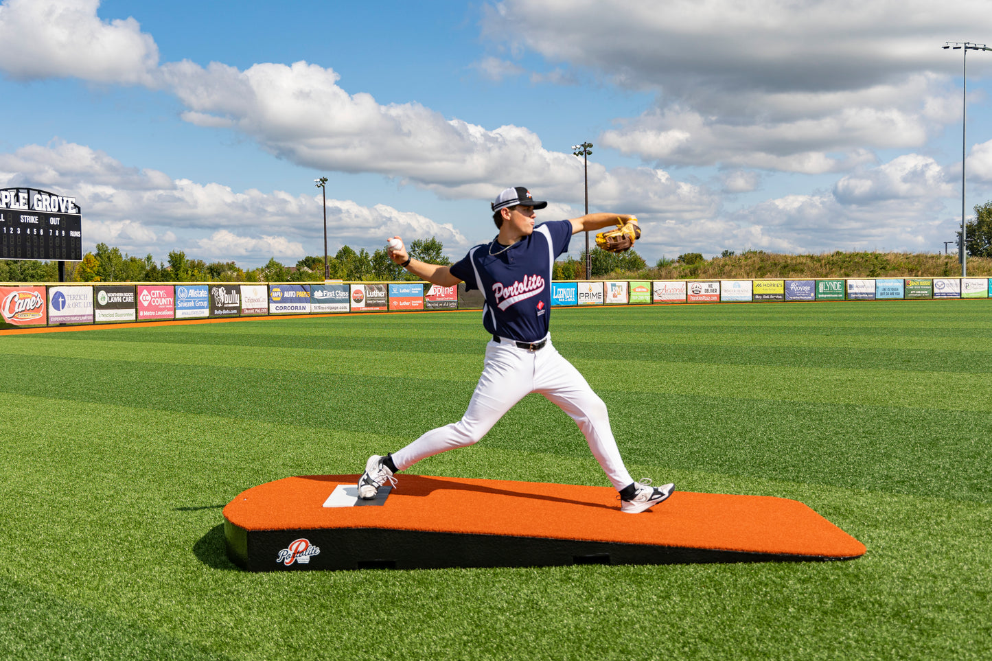 OVERSIZED One-Piece Practice Mound