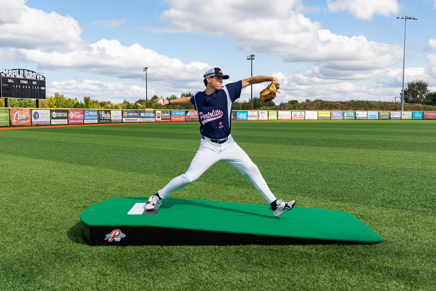 OVERSIZED One-Piece Practice Mound