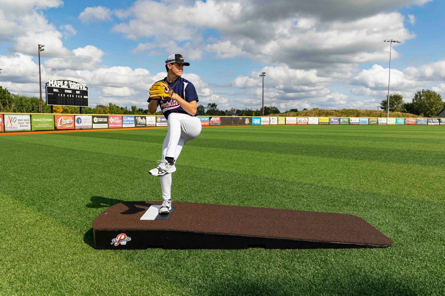 STANDARD One-Piece Practice Mound