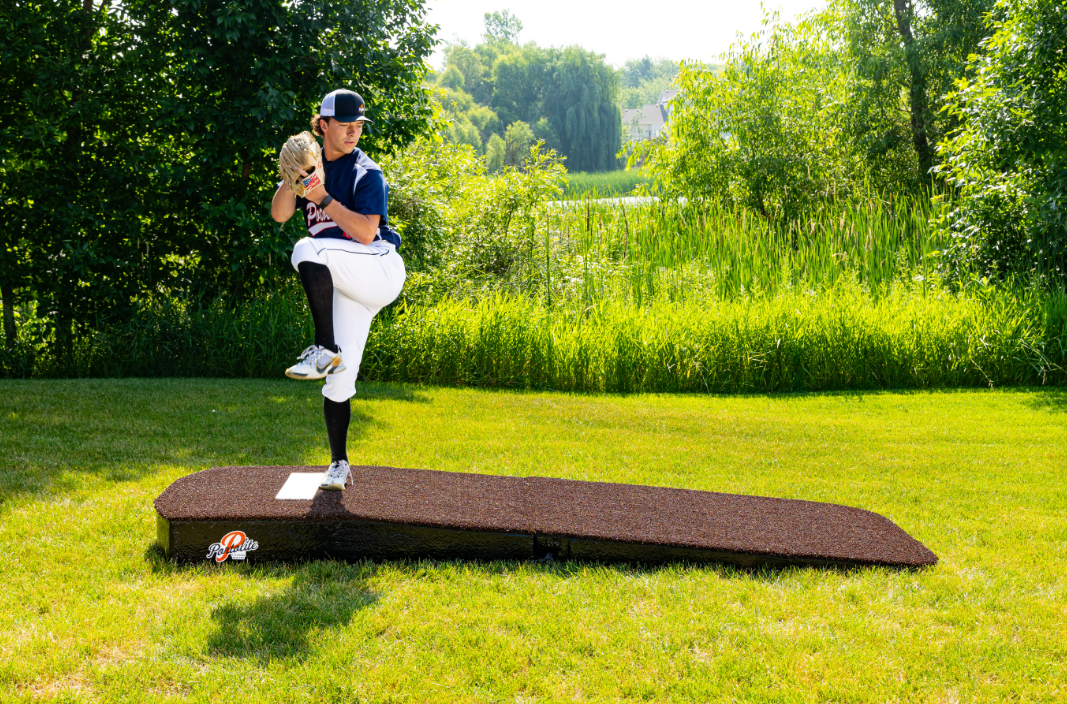 STANDARD Two-Piece Practice Mound