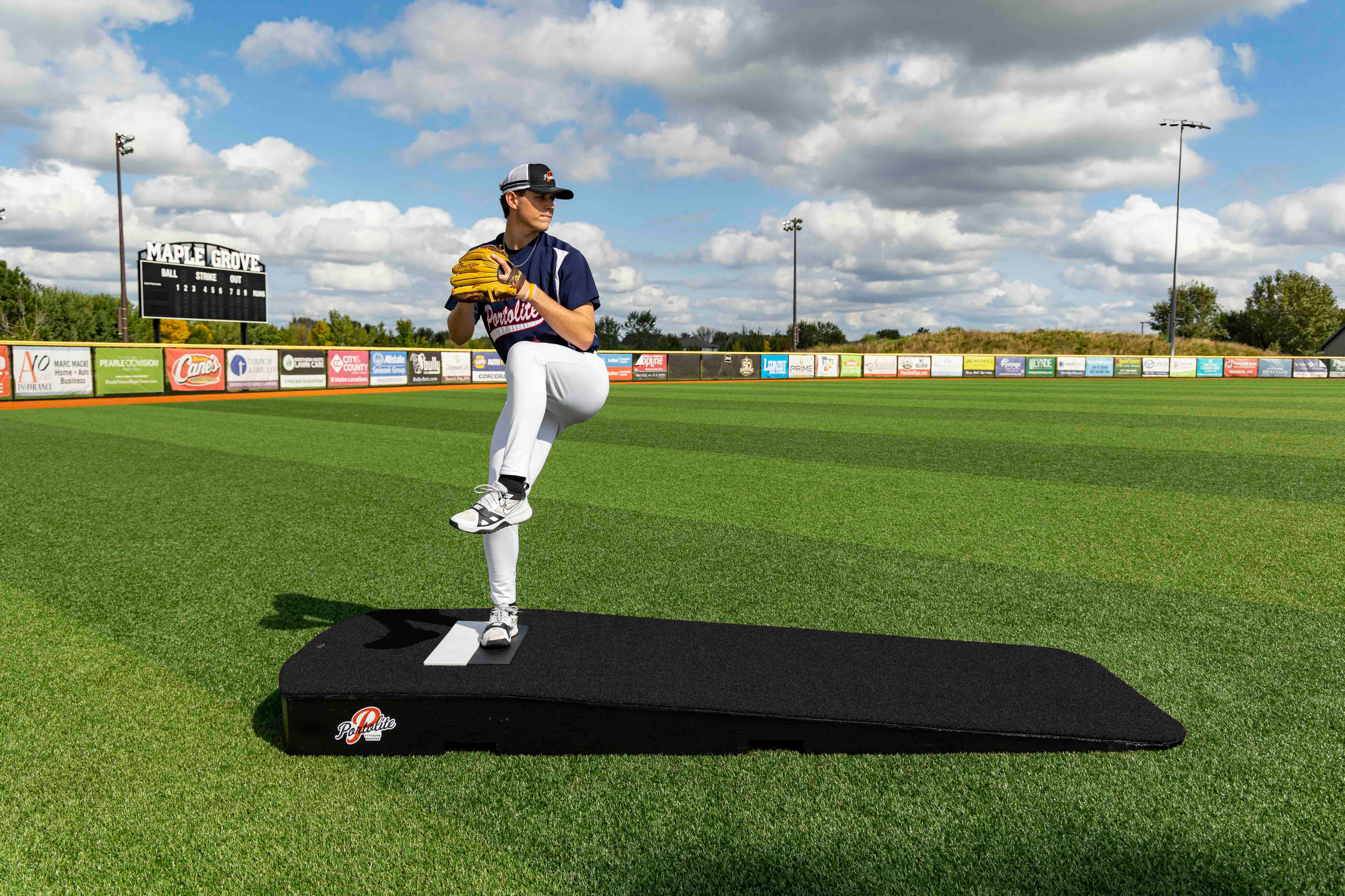 STANDARD One-Piece Practice Mound – Portolite